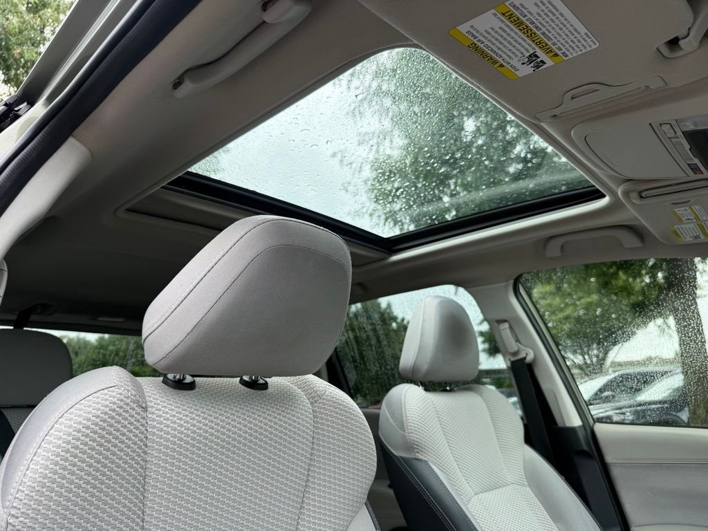 Used 2020 Green Subaru Premium image 31