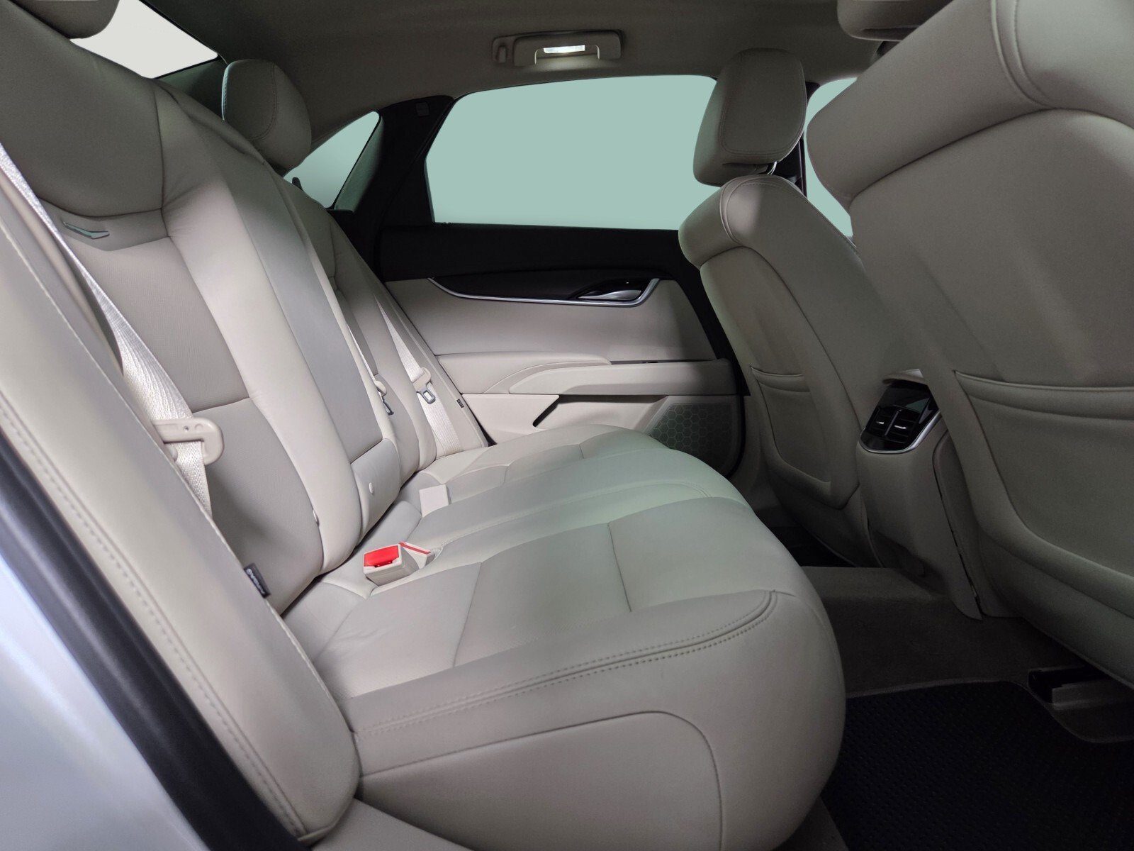 Used 2016 CRYSTAL WHITE TRICOAT Cadillac STD image 15