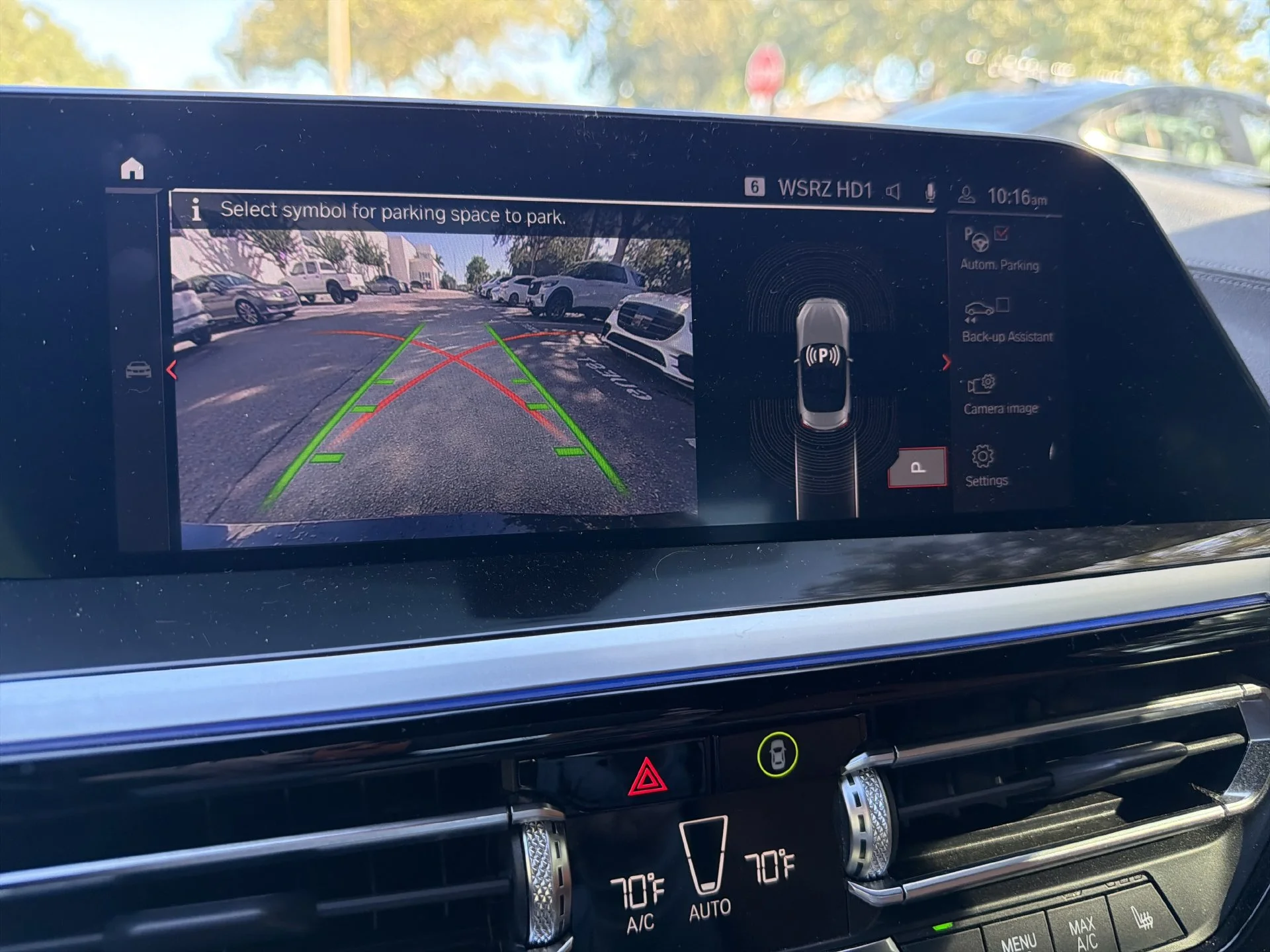 Used 2019 Black Sapphire Metallic BMW sDrive30i image 20