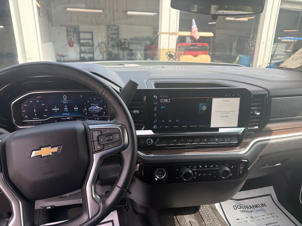 Used 2024 Gray Chevrolet LT image 20