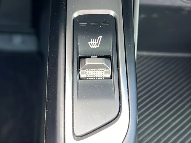 Used 2025 Black Kia S image 23