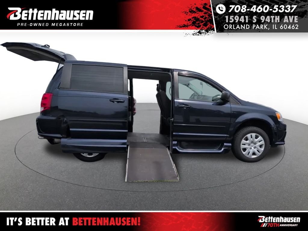 2015 Dodge Grand Caravan SE's photo