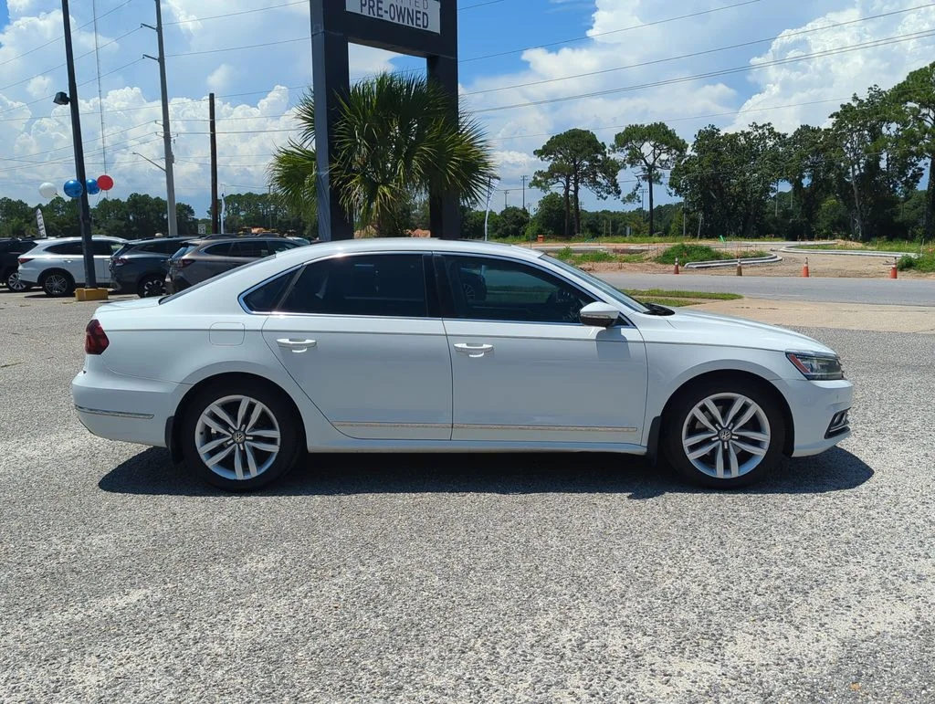 Used 2017 White Volkswagen 1.8T SE image 8