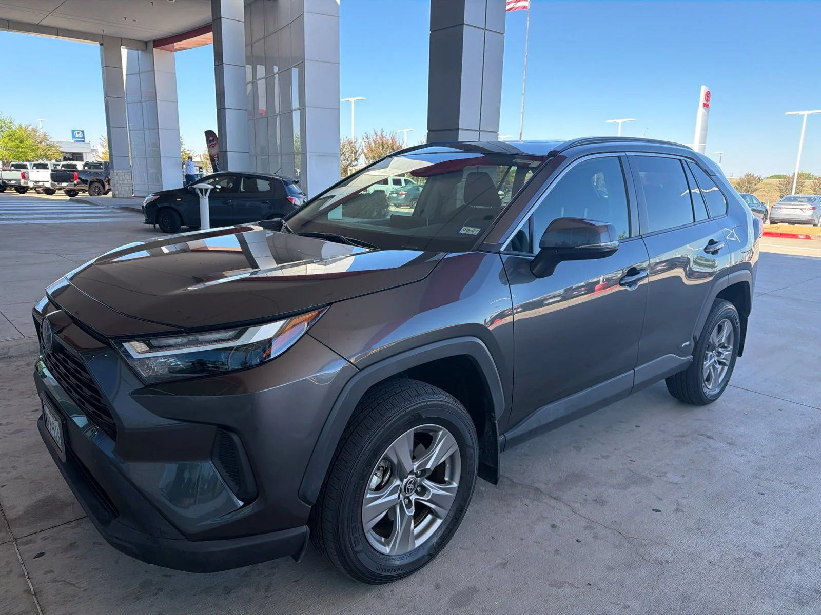 Used 2023 Gray Toyota XLE image 1