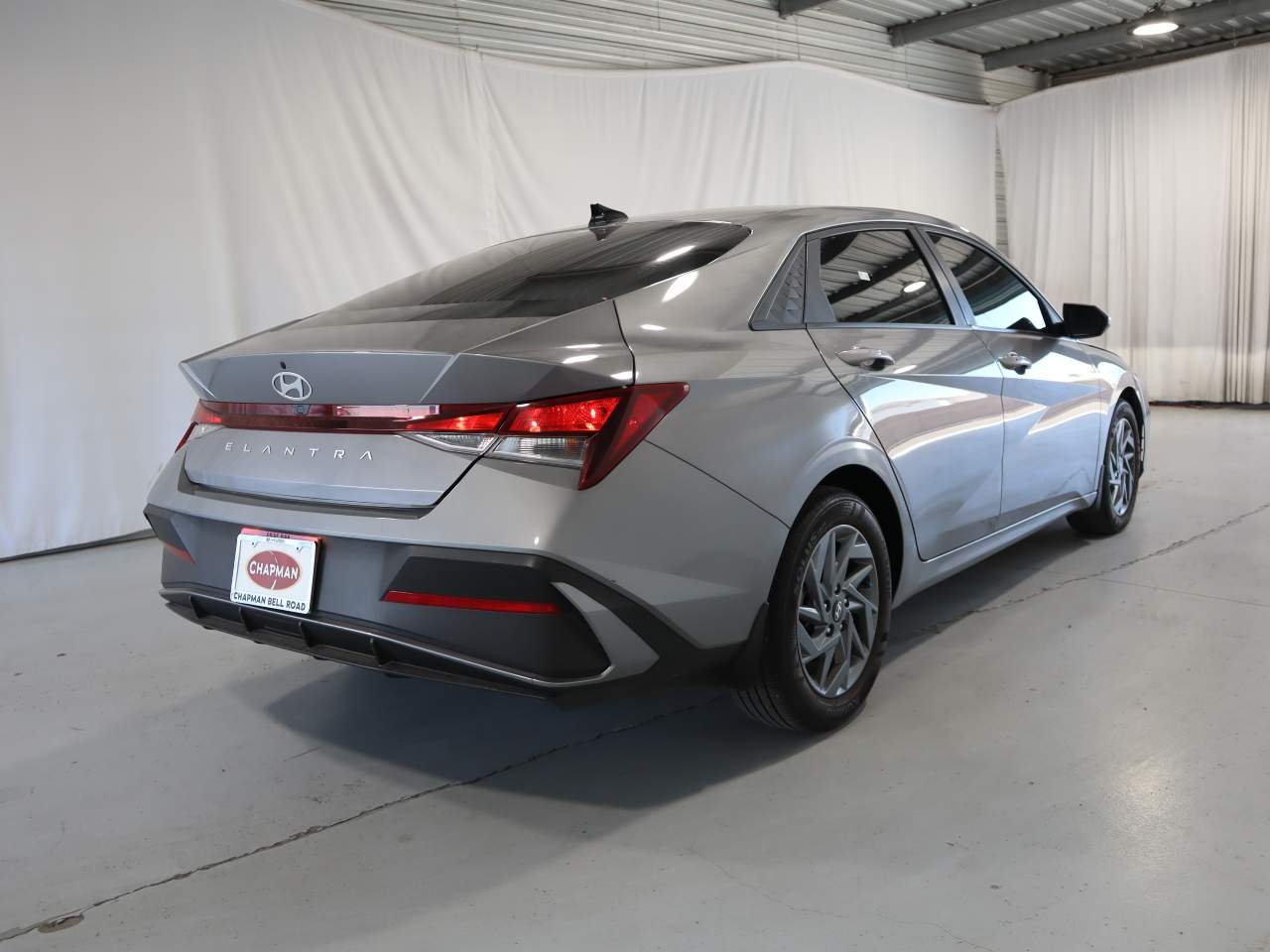 Used 2024 Ecotronic Gray Pearl Hyundai SEL image 4