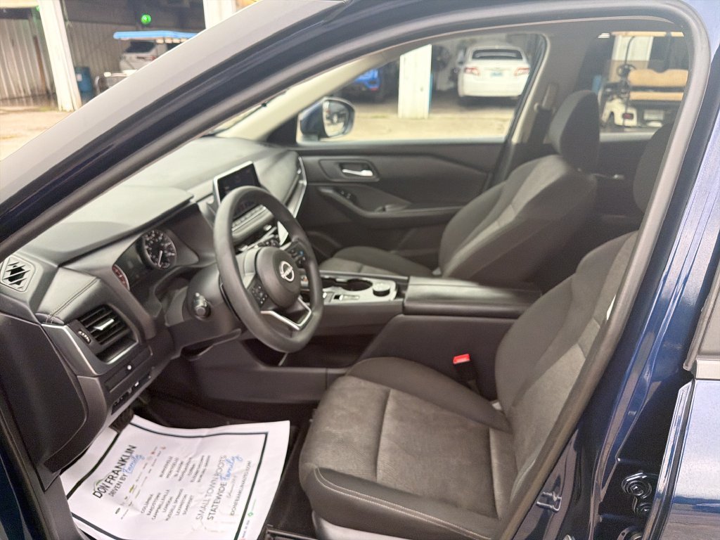 Used 2024 Blue Nissan SV image 13