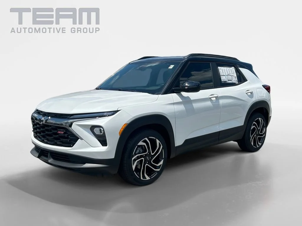 New 2026 Iridescent Pearl Tricoat Chevrolet RS image 3