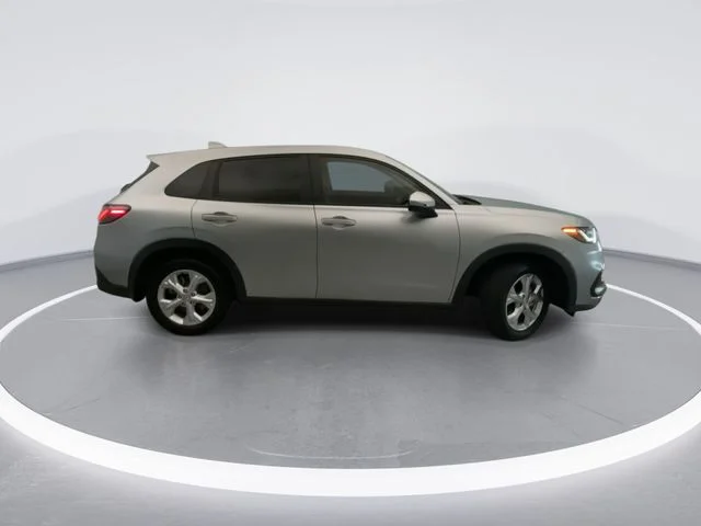 Used 2023 Silver Honda LX image 5