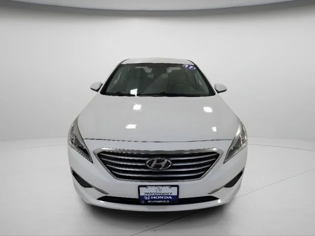 Used 2017 Hyundai Sonata SE with VIN 5NPE24AFXHH483229 for sale in Fairfield, OH