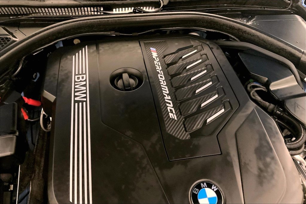 Used 2025 Zandvoort Blue BMW  image 31