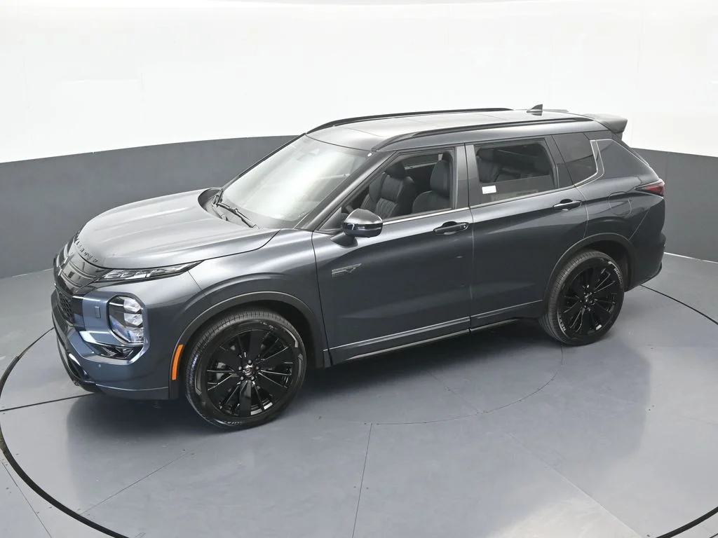 New 2026 Graphite Gray Mitsubishi BLACK EDITION S-AWC image 51