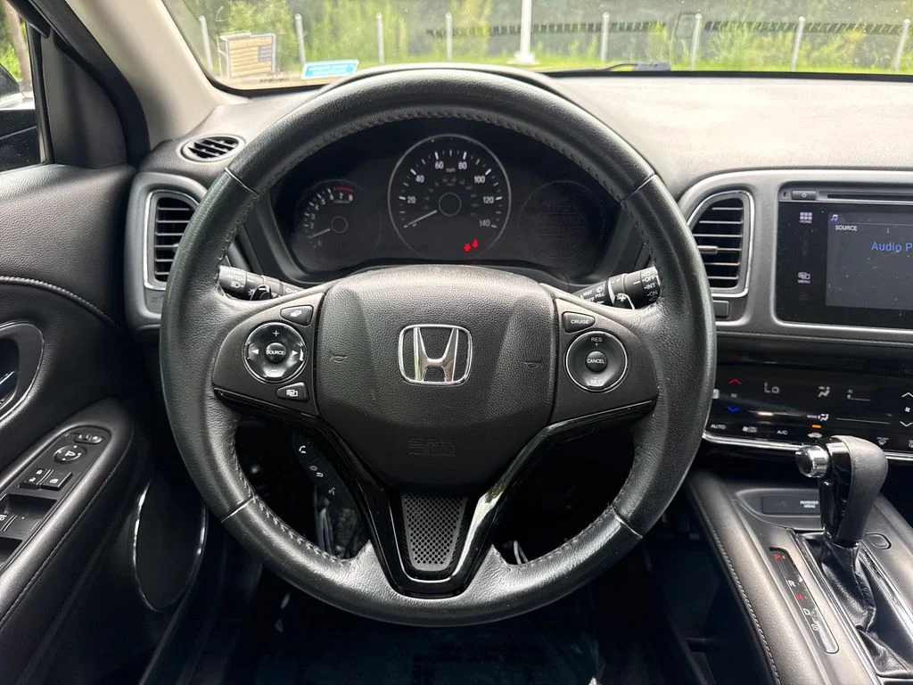 Certified Used 2016 Crystal Black Pearl Honda EX-L image 21