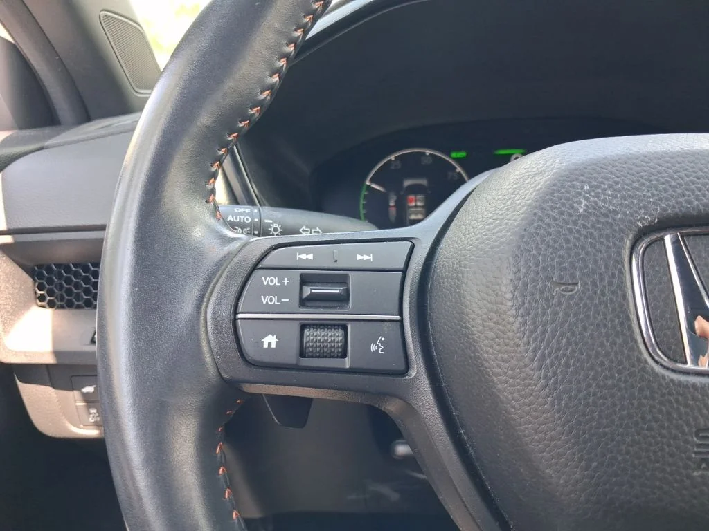 Used 2024 White Honda Sport-L image 28