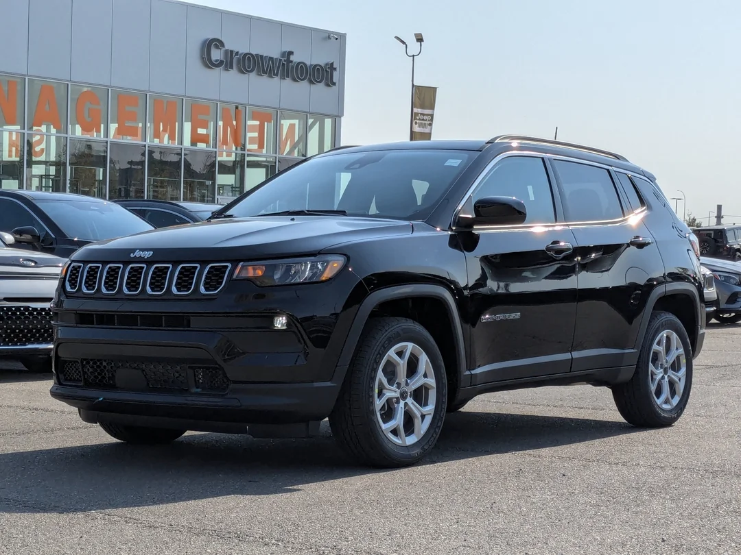 New 2026 Black Jeep North - - 4x4 - Panoramic Sunroof - Alpine Audio - Adaptive Cruise - Power Liftgate & More! image 4