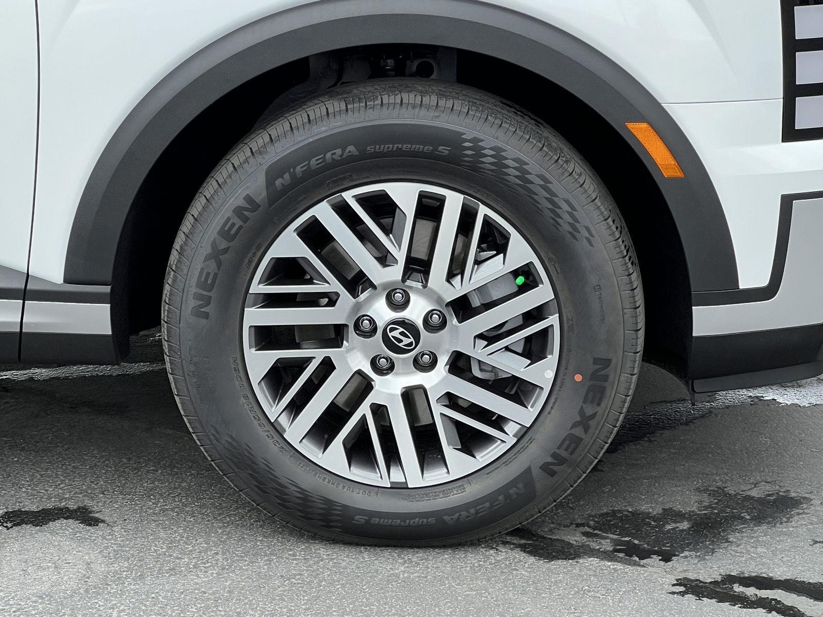 New 2027 Creamy White Pearl Hyundai SEL 7P image 16
