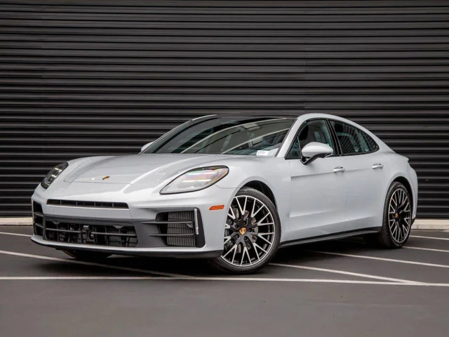 2026 Porsche Panamera 