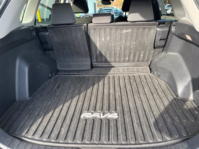Used 2020 Gray Toyota XLE image 21
