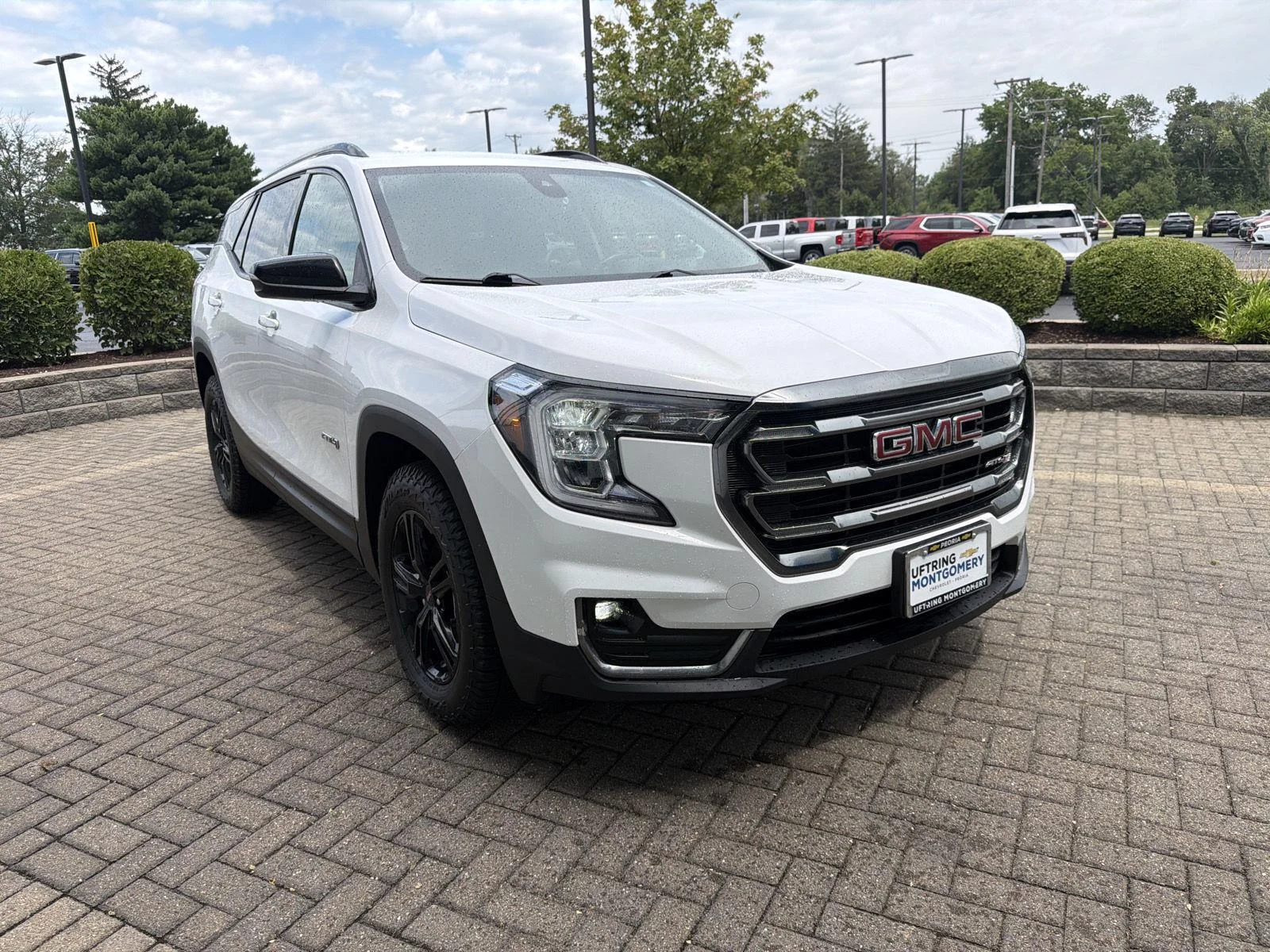 Used 2023 Summit White GMC AT4 image 7