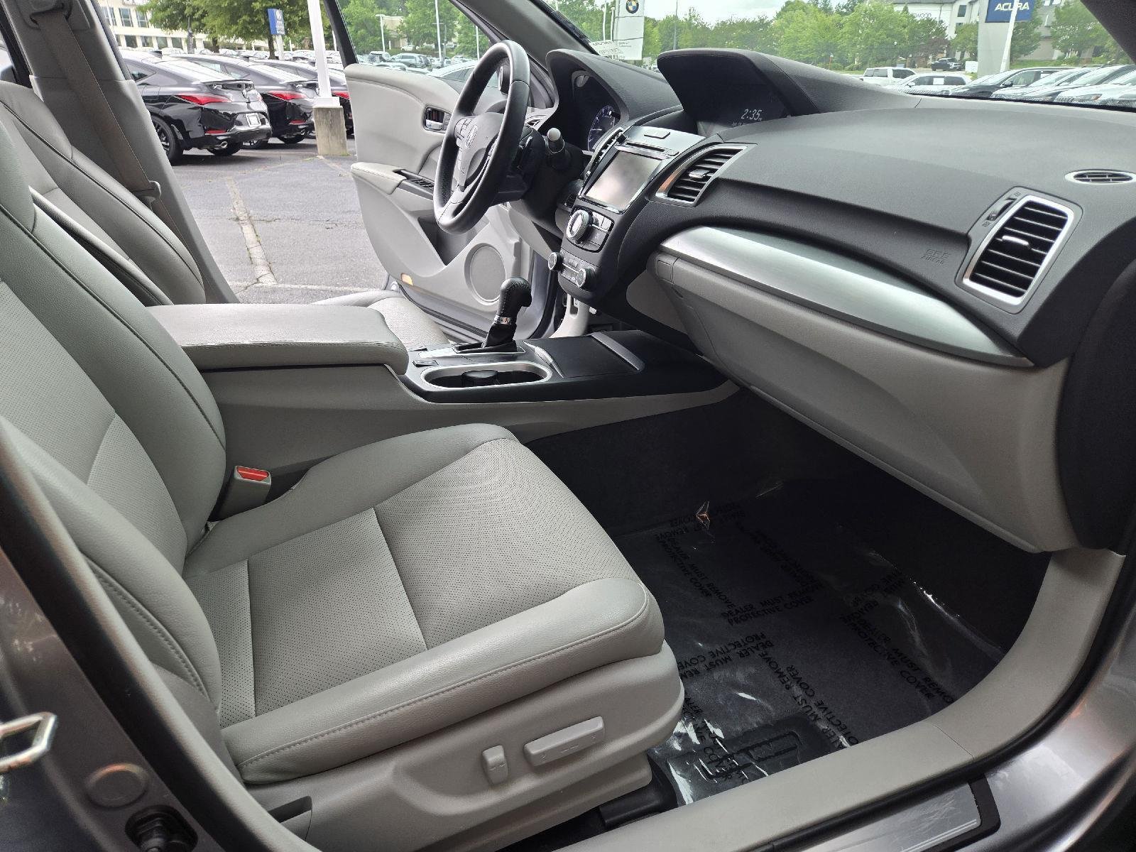 Used 2017 Lunar Silver Metallic Acura w/Technology Pkg image 19
