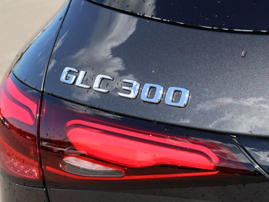 Certified Used 2026 Graphite Grey Metallic Mercedes-Benz GLC 300 image 8