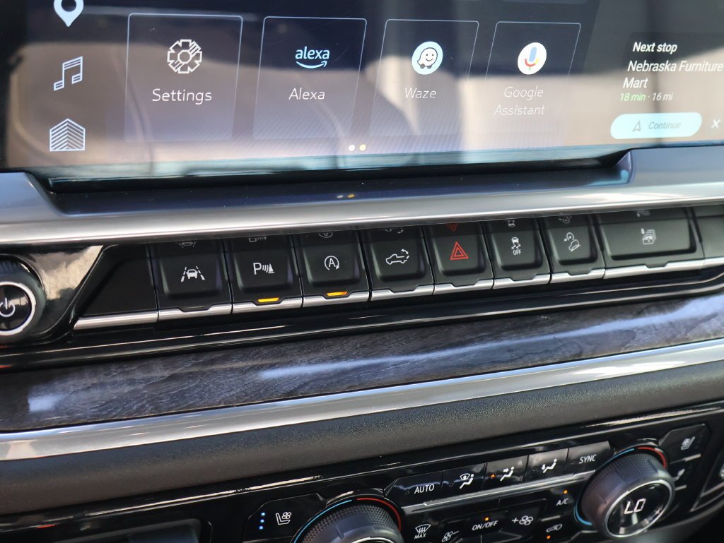 2023 Chevrolet Silverado 1500 LTZ - Photo 25