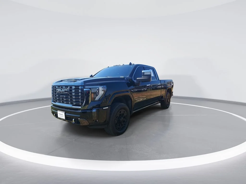 Used 2024 Black GMC Denali Ultimate image 4