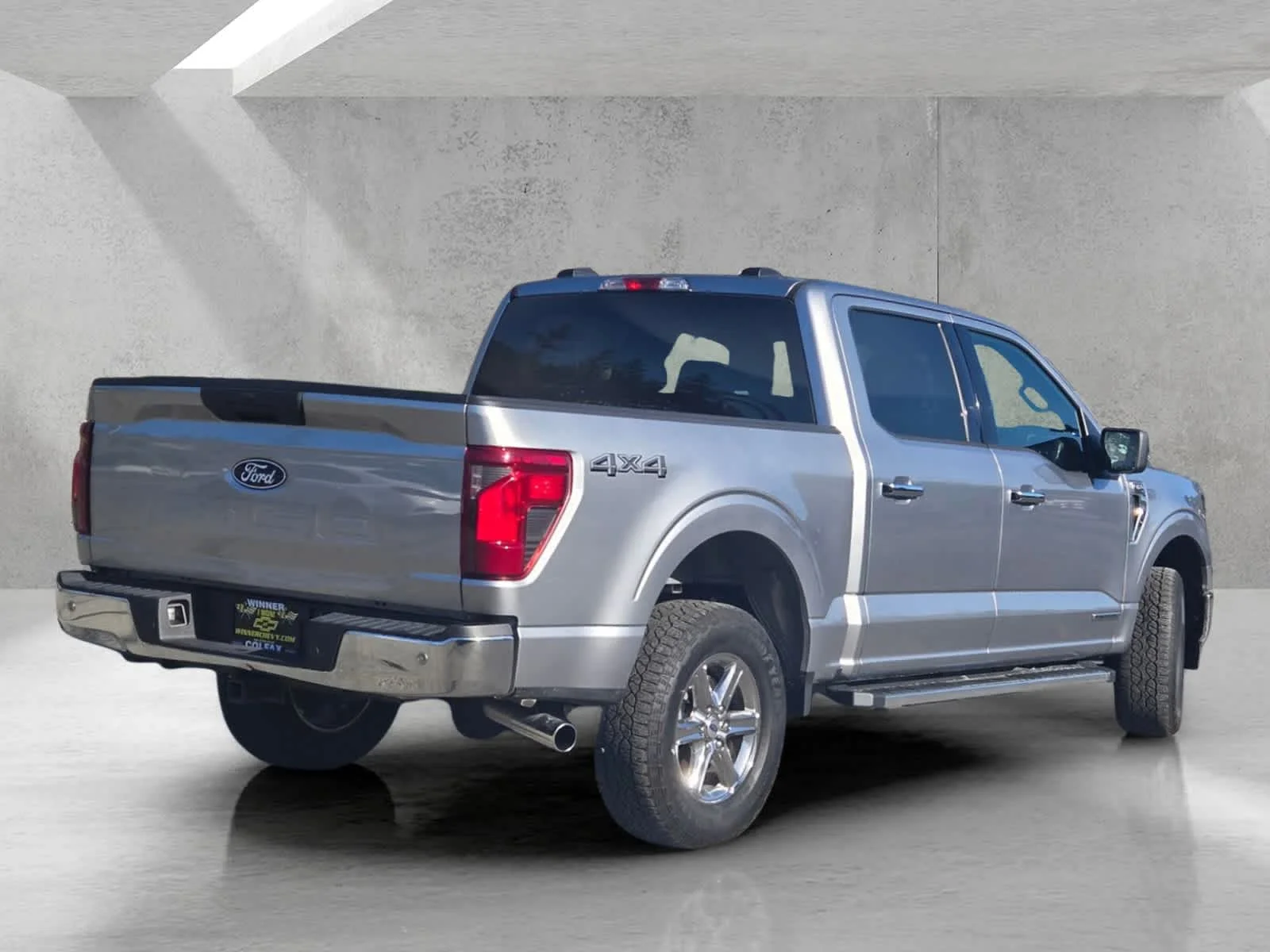 Used 2025  Ford XLT image 4