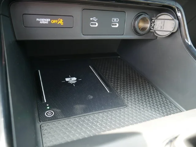 New 2027 Solar Silver Metallic Honda LX AWD image 15
