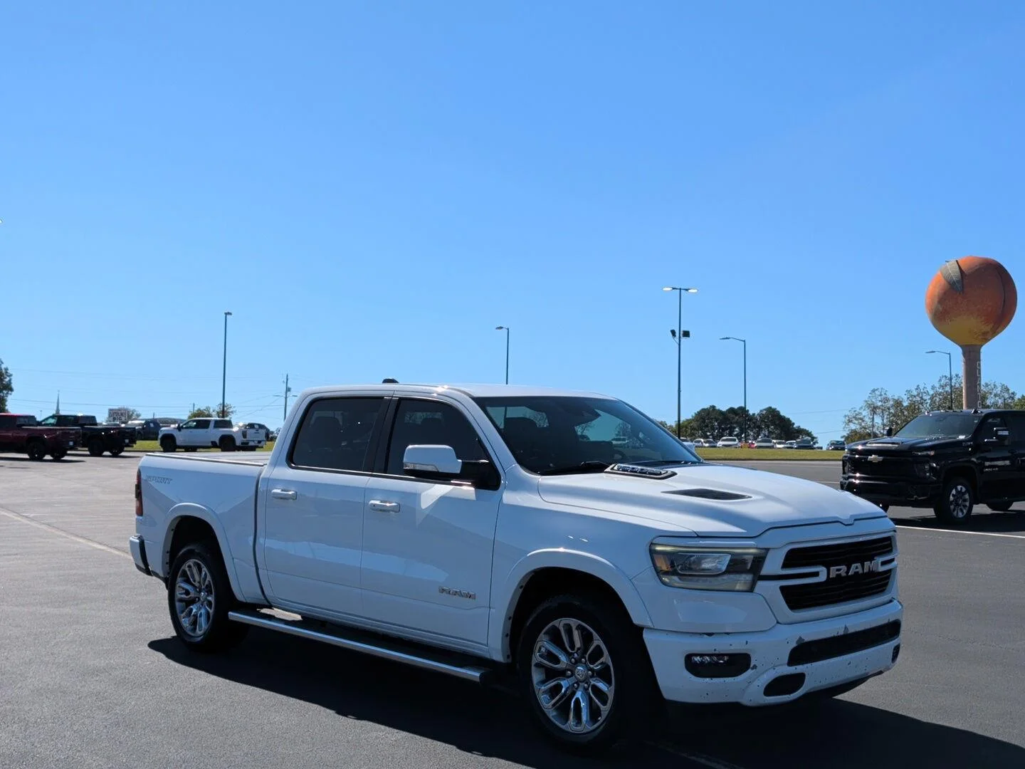 Used 2022 Bright White Clearcoat Ram Laramie image 7