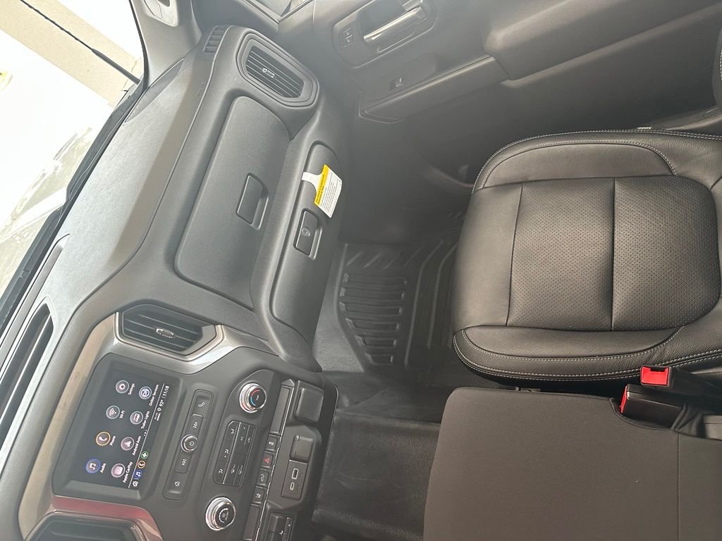 Used 2025 White GMC Pro image 24