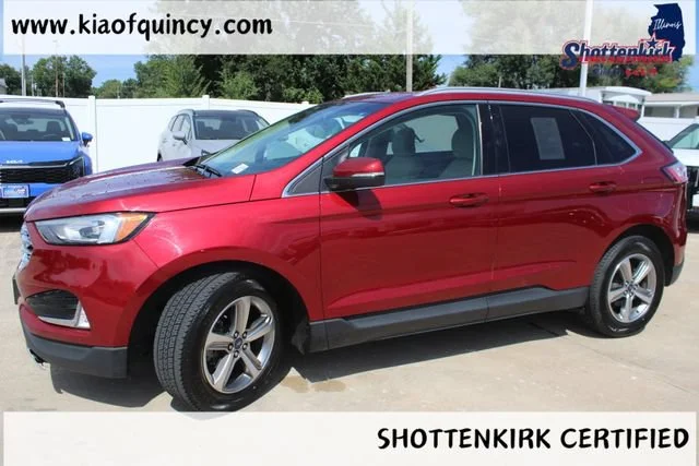 Used 2019 Red Ford SEL image 2