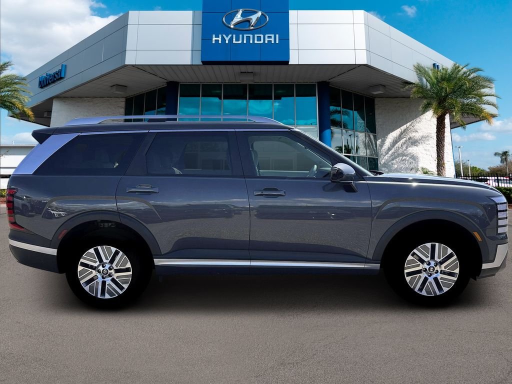 New 2026 Gray Hyundai Blue SEL 8P image 28