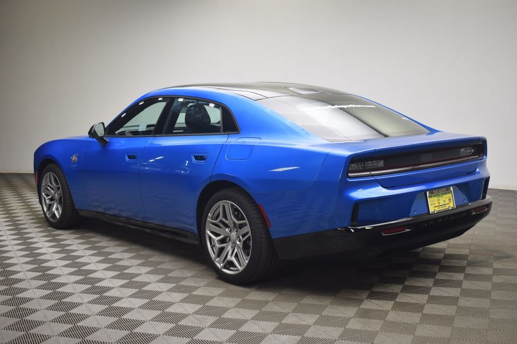 2026 Dodge Charger Daytona Scat Pack - Photo 13