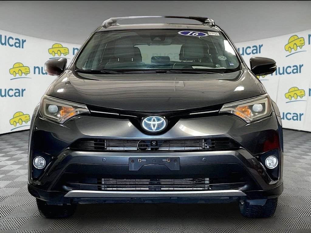 Used 2016 Gray Toyota Limited image 2