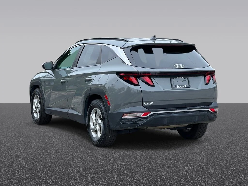 Used 2024 Gray Hyundai SEL image 3