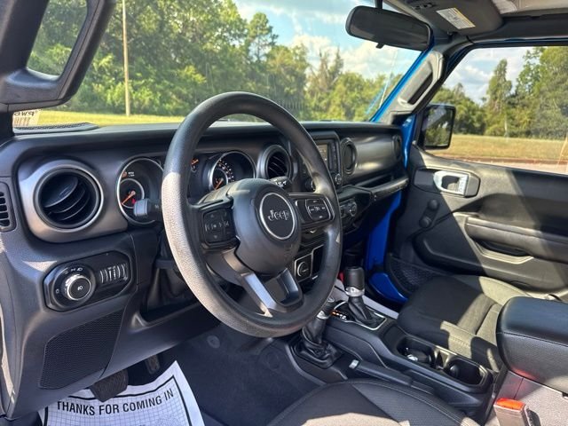 Used 2021 Blue Jeep Sport image 15