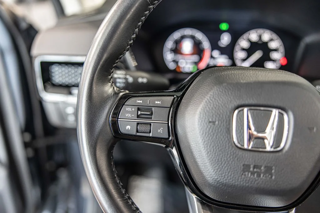 Used 2025 Gray Honda EX-L image 25