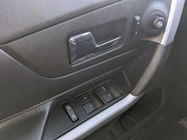 Used 2014 Mineral Gray Metallic Ford Limited image 22