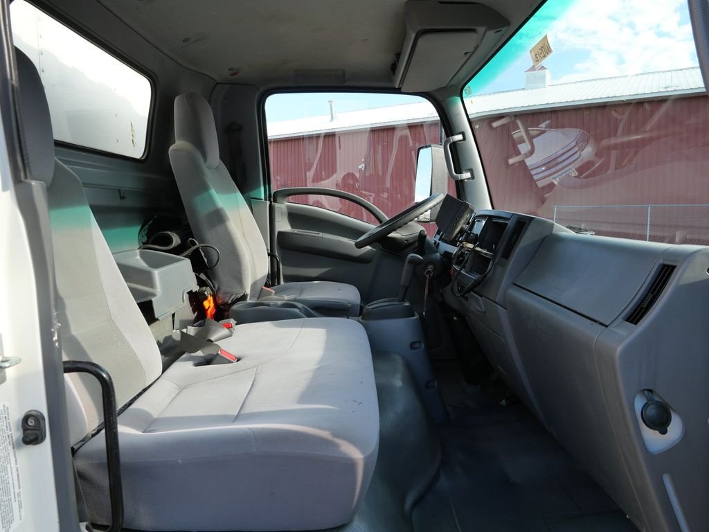Certified Used 2019 White Chevrolet Base image 13