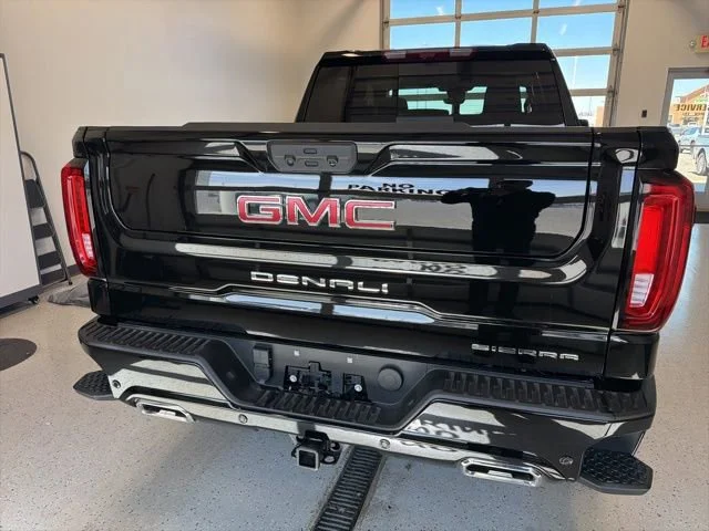 2026 GMC Sierra 1500 Denali - Photo 17