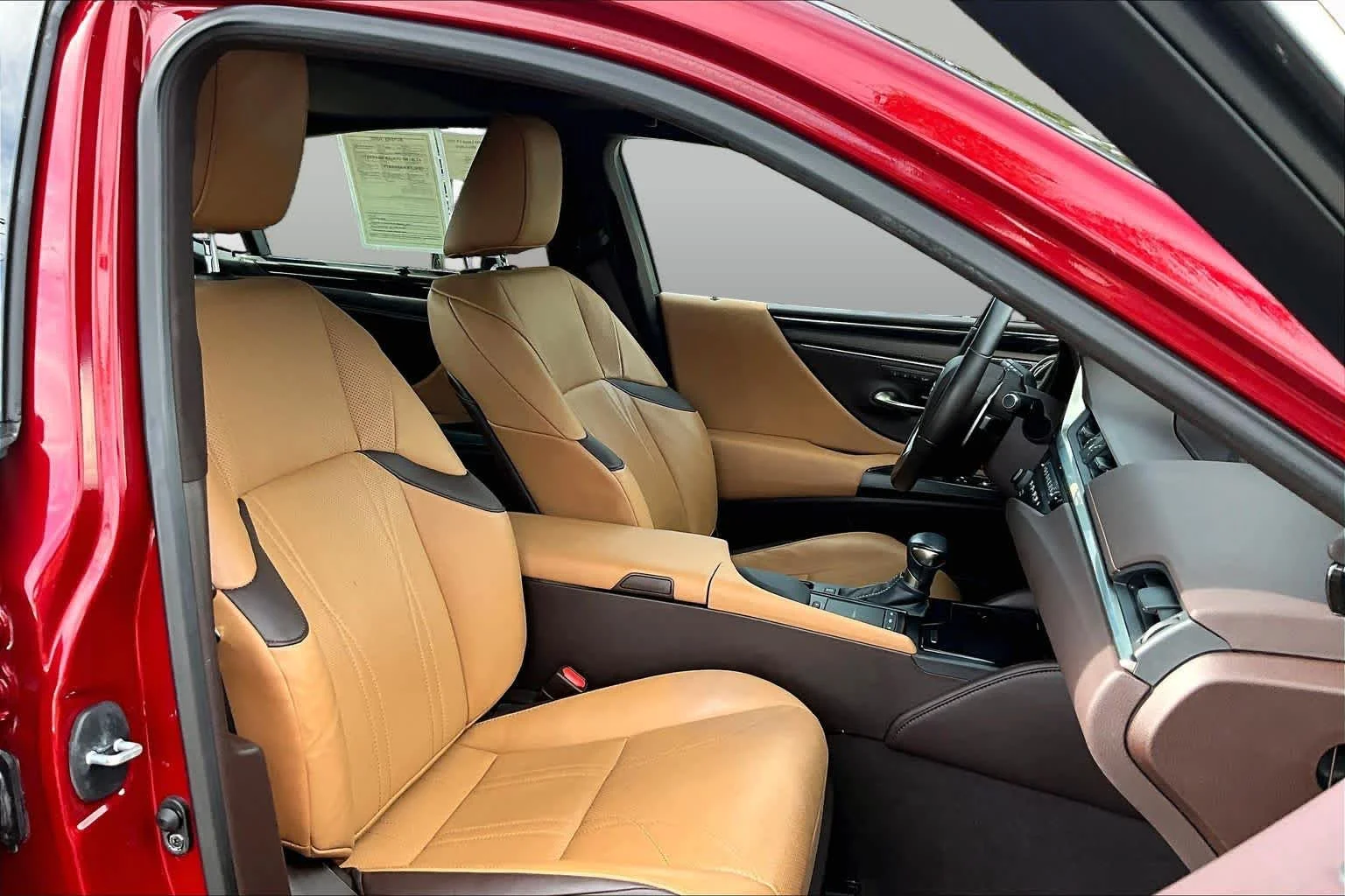 Used 2019 Matador Red Mica Lexus Ultra Luxury image 9
