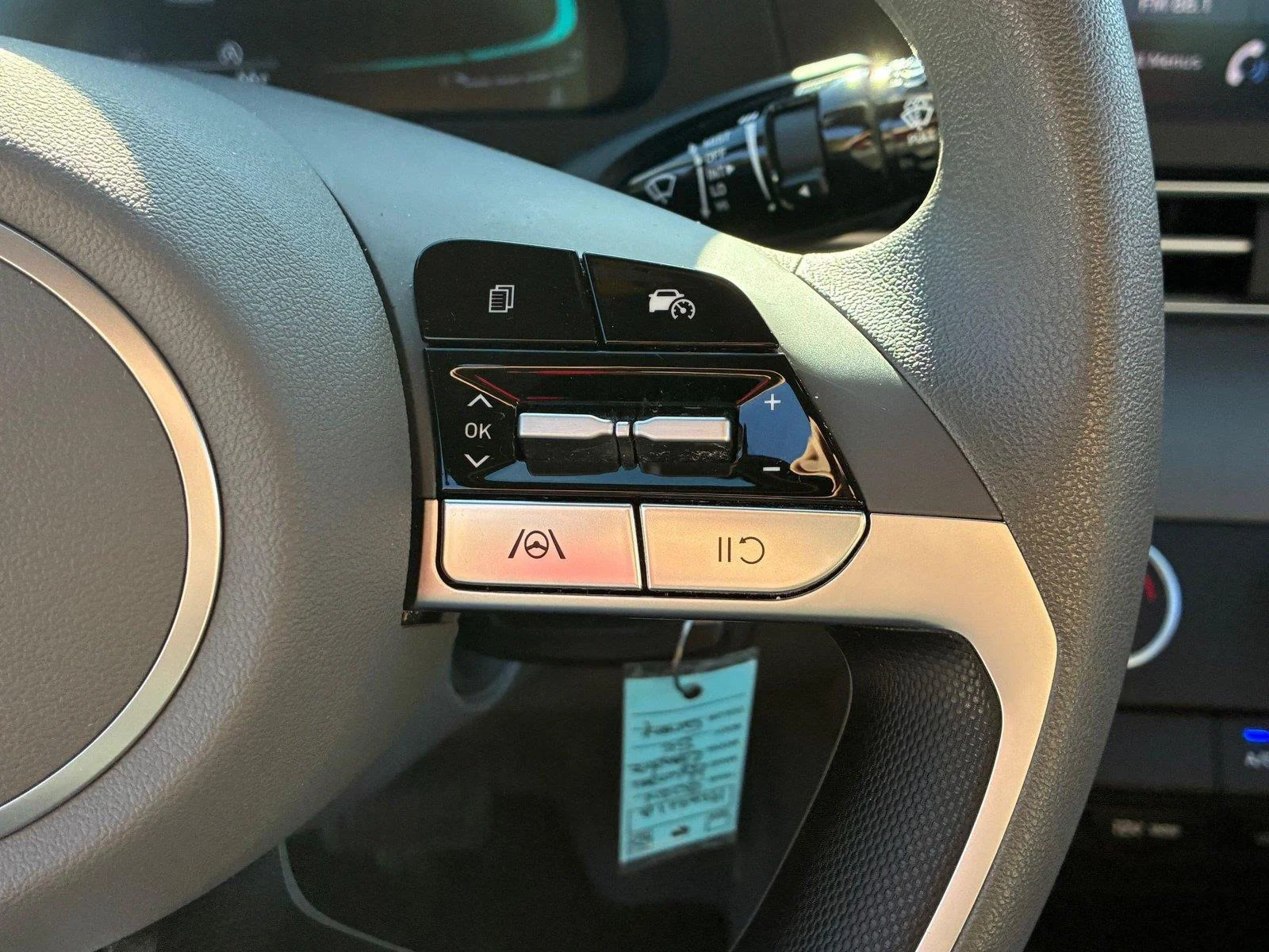 Used 2024 Ecotronic Gray Hyundai SE image 16