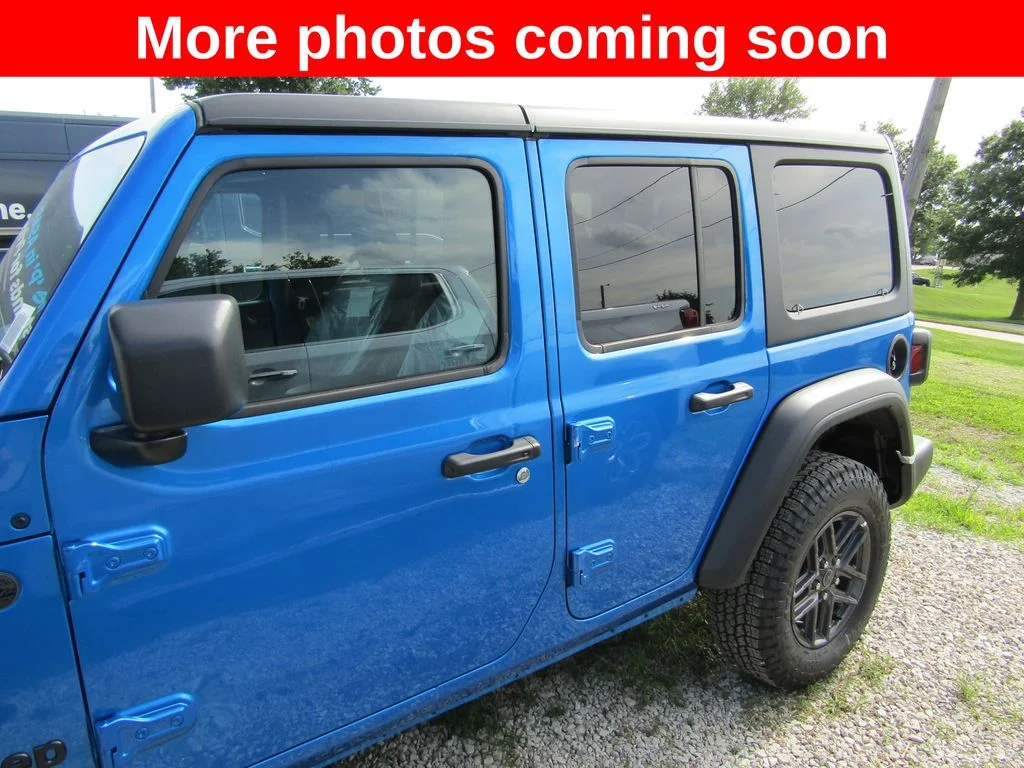 New 2026 hydro blue pearlcoat Jeep Sport RHD image 2
