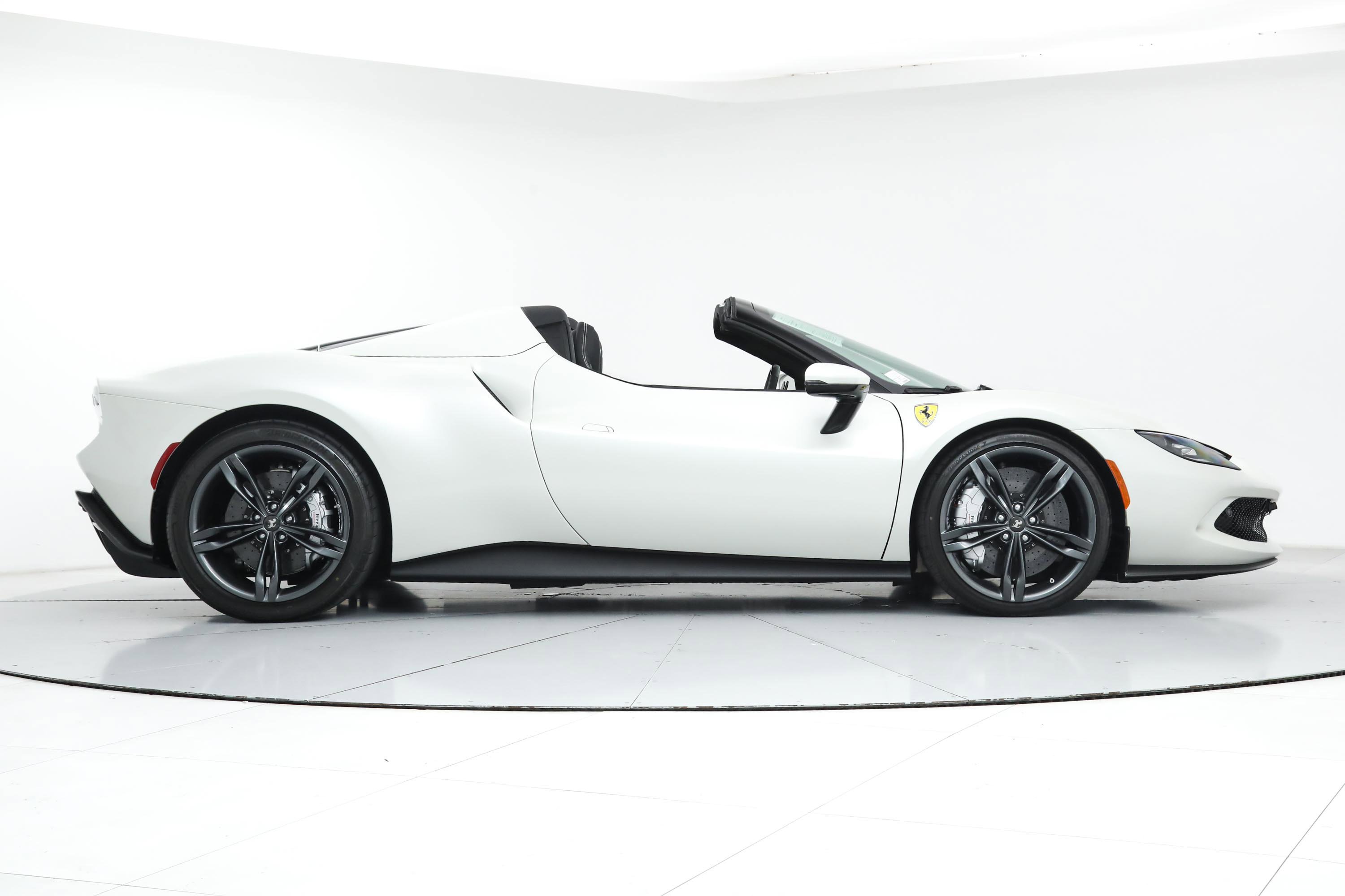 Used 2025 White Ferrari  image 29