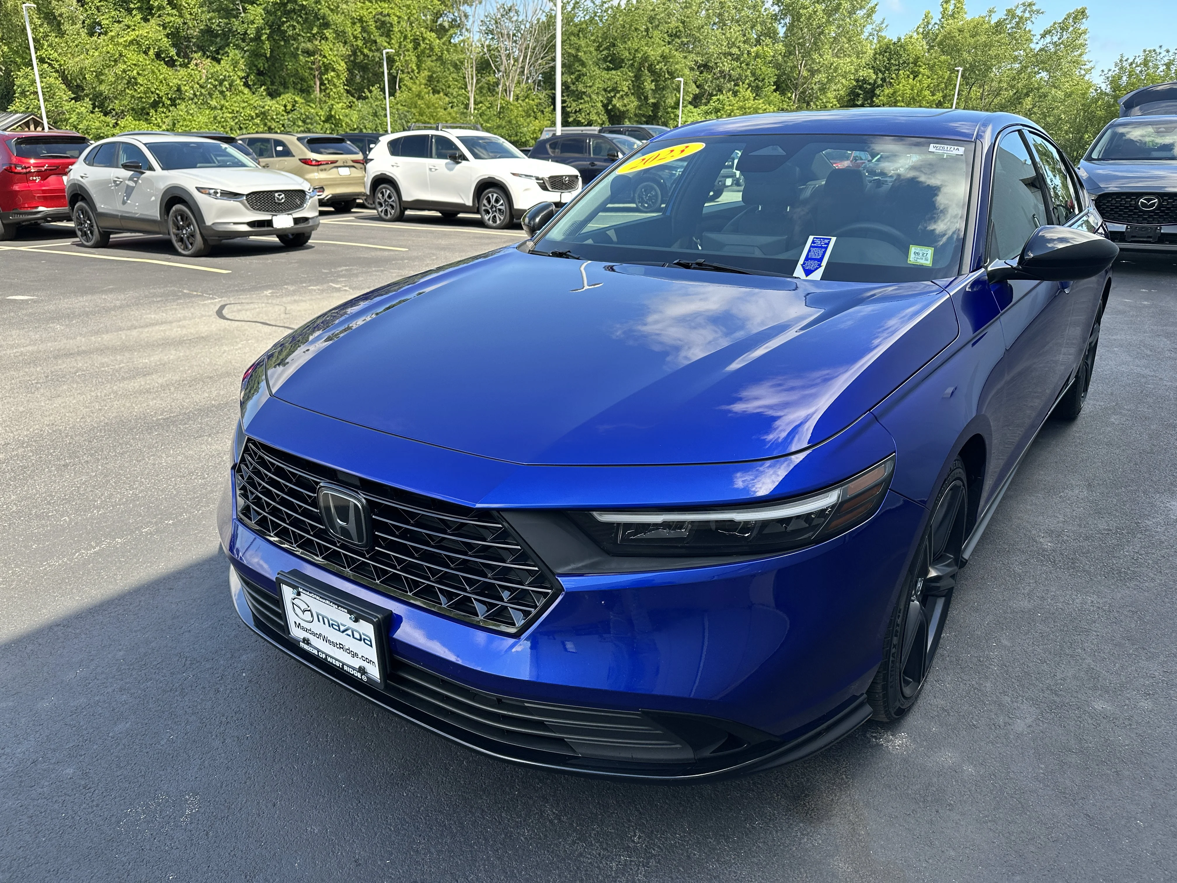 Used 2023  Honda Sport-L image 2
