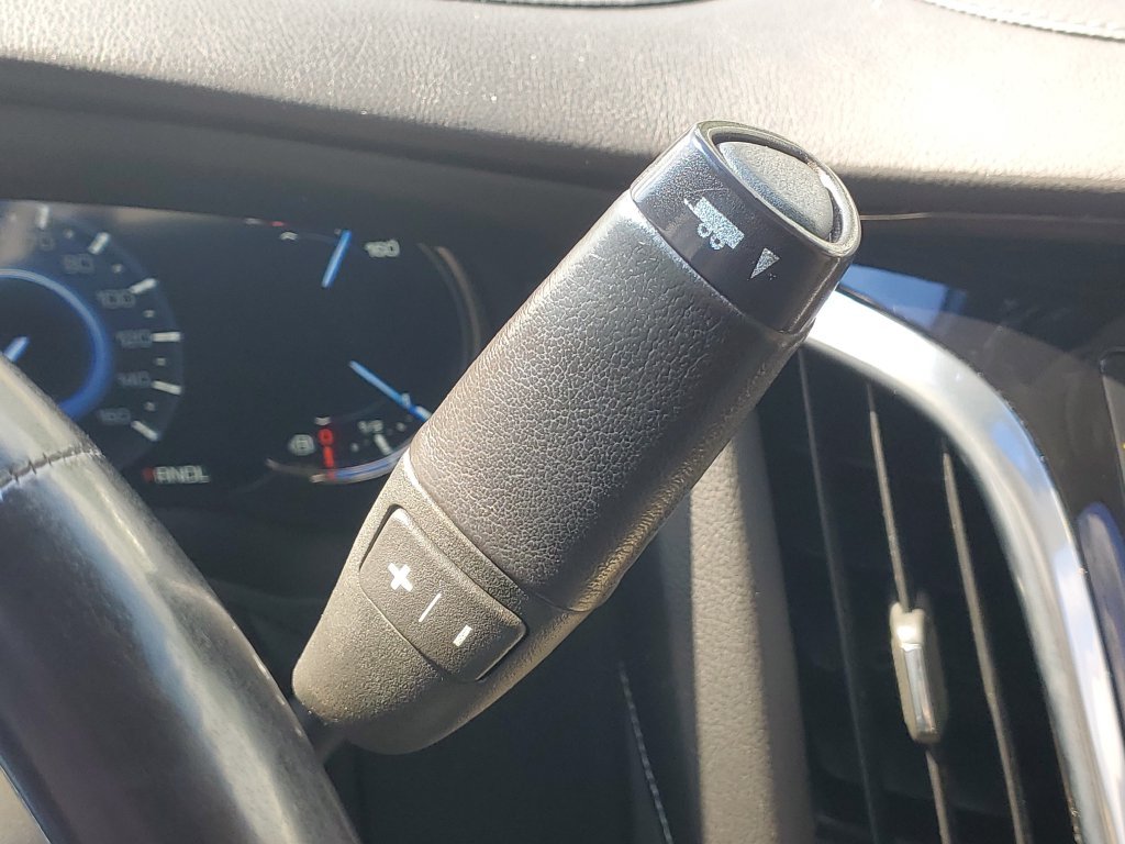 Used 2018 Crystal White Cadillac Premium Luxury image 28