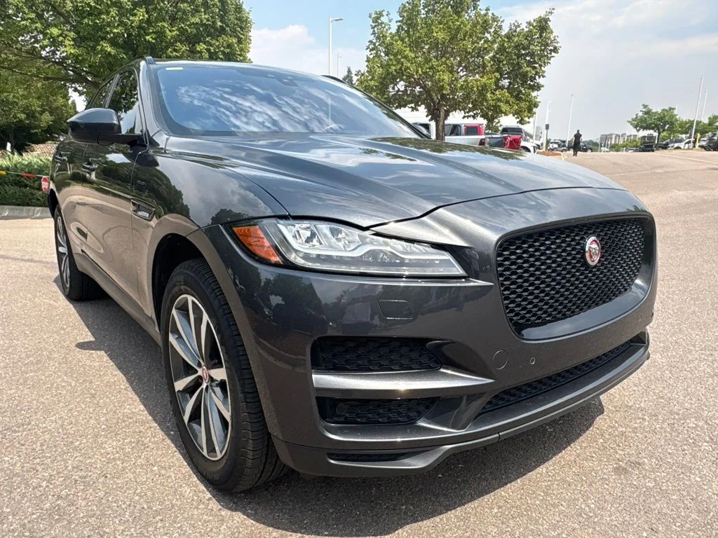 Used 2017  Jaguar 35t Prestige image 7
