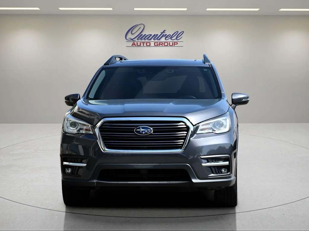 Used 2020 Magnetite Gray Metallic Subaru Limited image 9