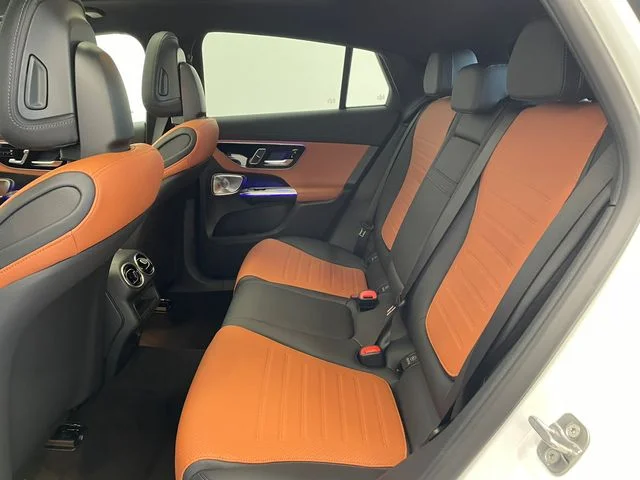 New 2027 White Mercedes-Benz GLC 300 image 21