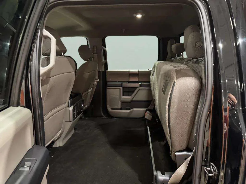 2018 Ford F-150 XLT - Photo 23